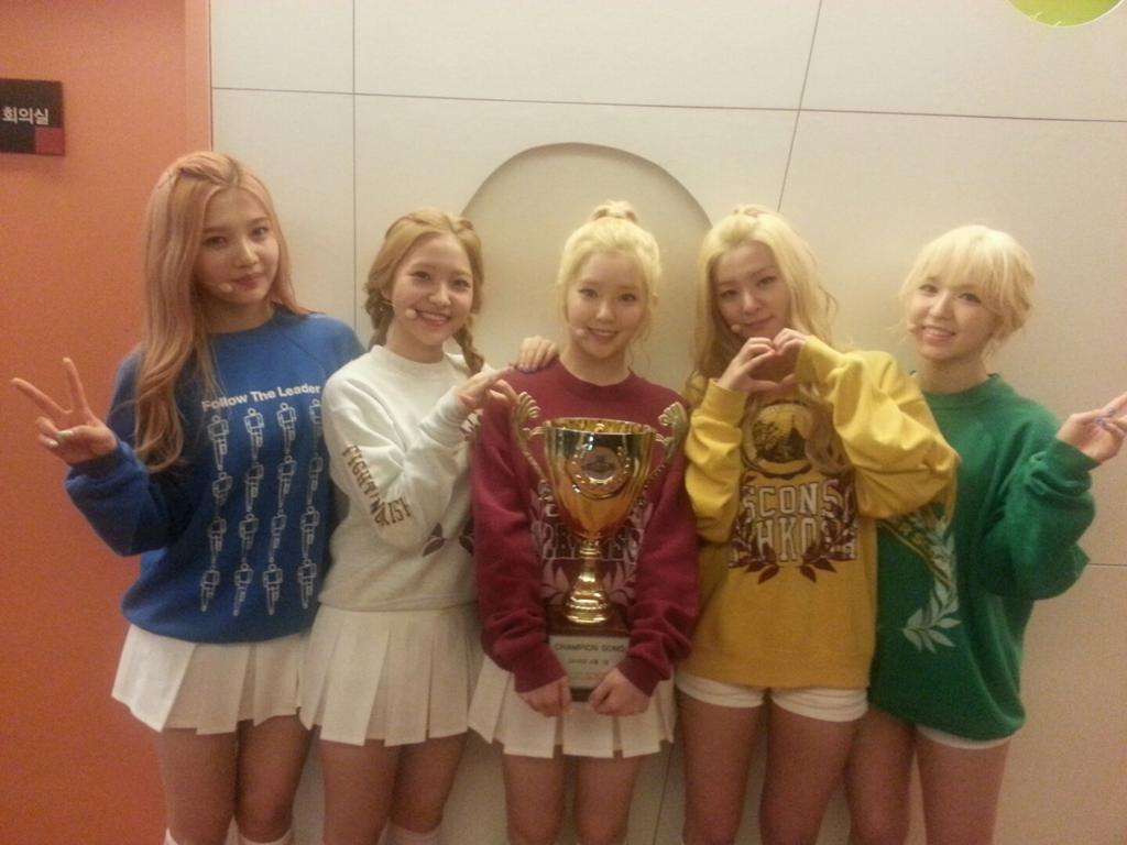 CBgkUFPUMAAD2L8.jpg:large