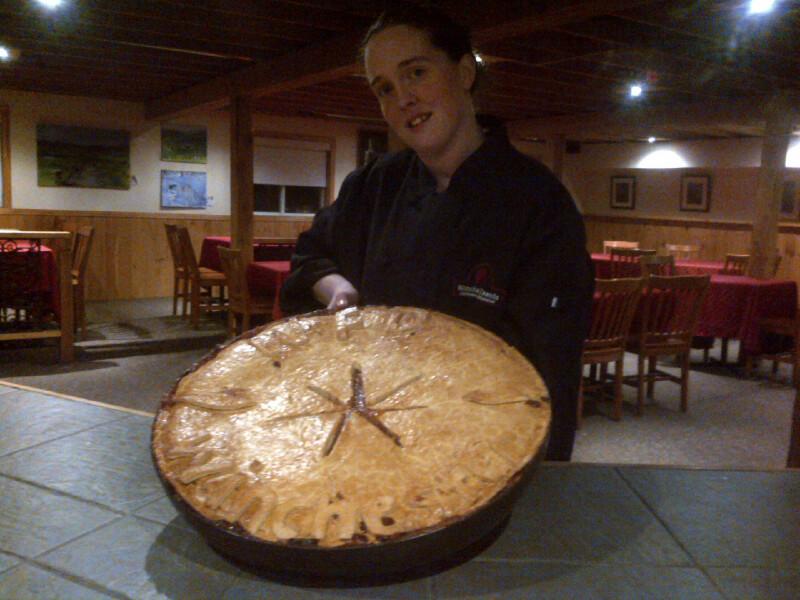 LaureenHarper's tweet image. This 50lb treat was made in my pan for the Winchester Fire Department's auction. May the best pie win! @northdundas