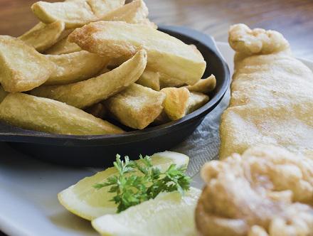 LeithShoreBar's tweet photo. Prob best Fish n chips in town #fishandchips #leith #leithrestaurants #ilovefish http://t.co/xdGxX7jUIo
