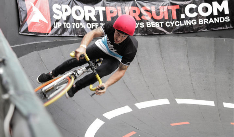 TyresSupermrkt's tweet photo. The road.cc #cycling event round-up is back, this time with pomp, circumstance, and hills.
http://t.co/xMfgQOQJAx http://t.co/BCSbAE4kg1