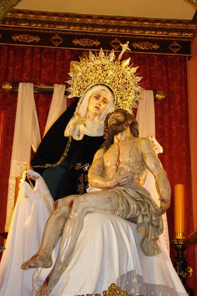 MIÉRCOLES SANTO:
Arahal (Sevilla), seis años junto al Stmo. Cristo del Amor y Ntra Madre y Señora de la Piedad