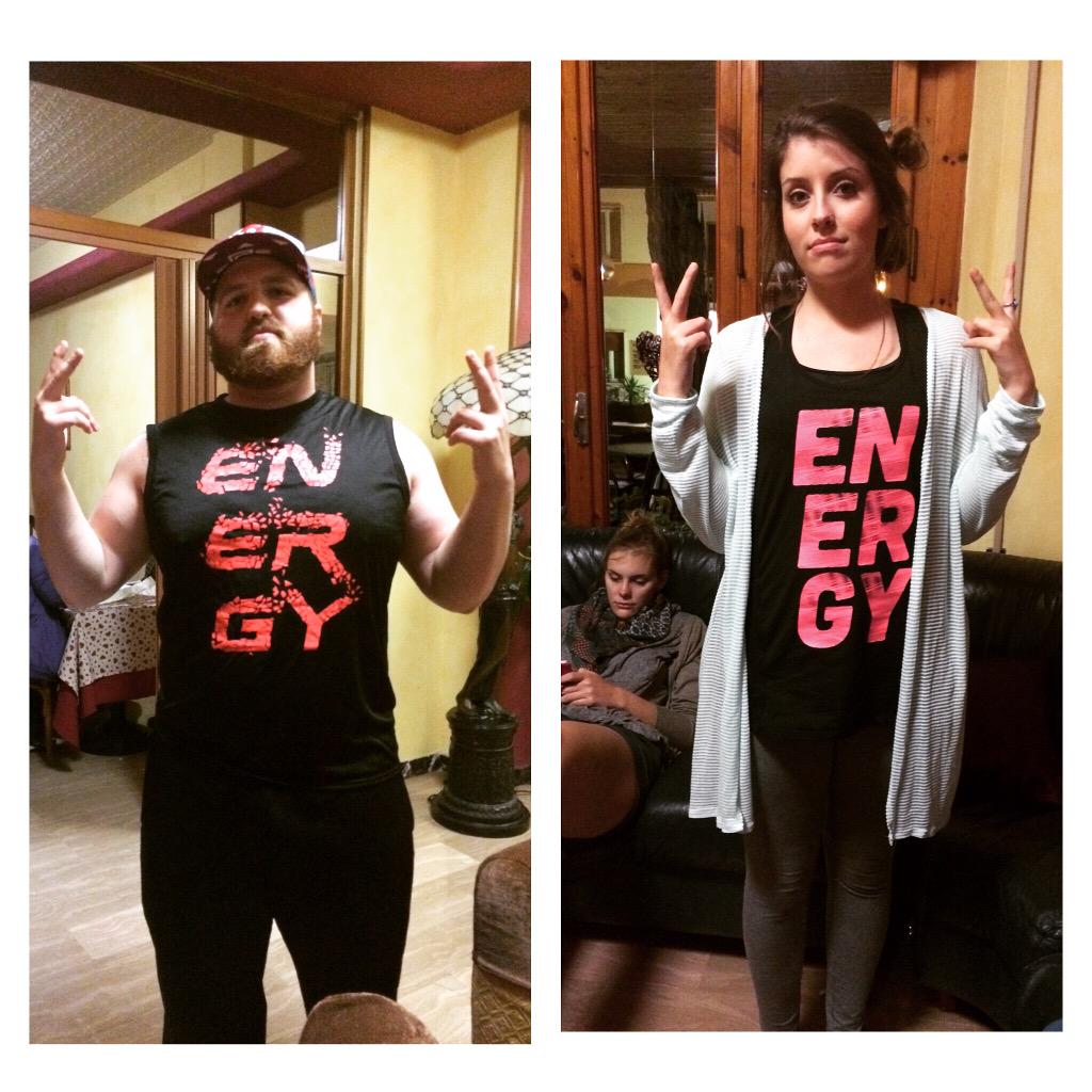 Kadyn93's tweet photo. Big H Monster Dog vs. KatDog

Who wore it better??

Favorite for @BigHMonsterDog 
Retweet for @kclark413 http://t.co/52m4mnsTHm