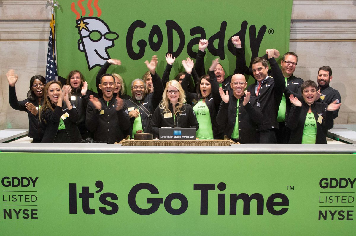 NYSE's tweet photo. Small business owners — and @GoDaddy customers — ring the NYSE Bell
(NYSE: $GDDY)
#ItsGoTime http://t.co/mk0mHIdlmi