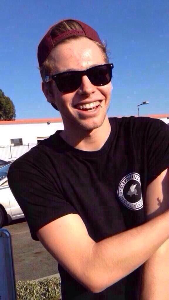 HENMMINGS's tweet image. 