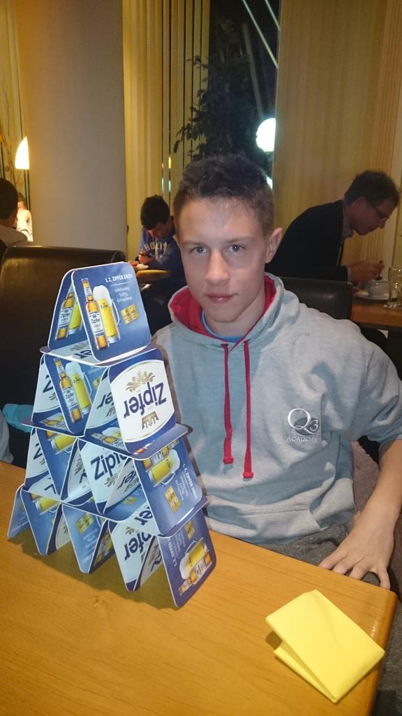 Q3Austria's tweet photo. After several attempts @Clewsii succeeded in his personal challenge #wouldn'tgiveupuntilhehaddoneit #perseverance http://t.co/bO6FdMpzq9