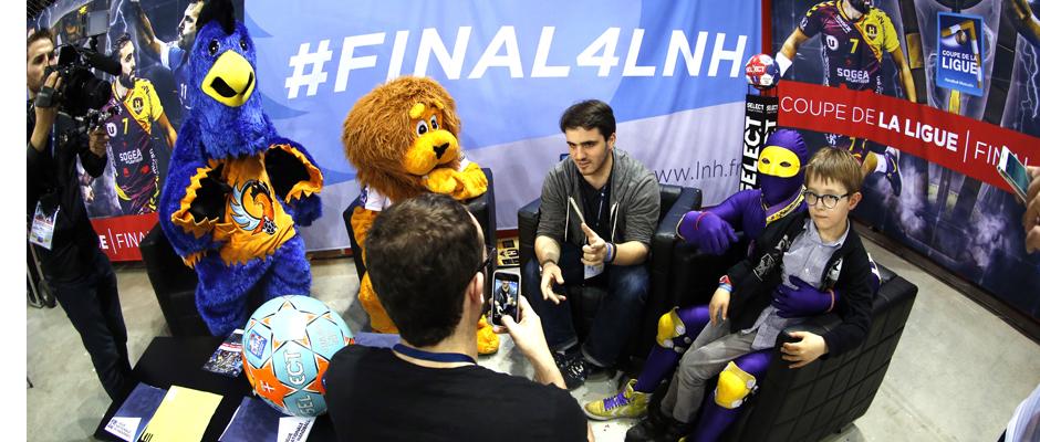 LNHofficiel's tweet photo. Médias - Le dispositif #LiveClubLNH lors du #FINAL4LNH a été un succès. Détails http://t.co/cMdEzyxZB9 http://t.co/NtoZ2mOkrB
