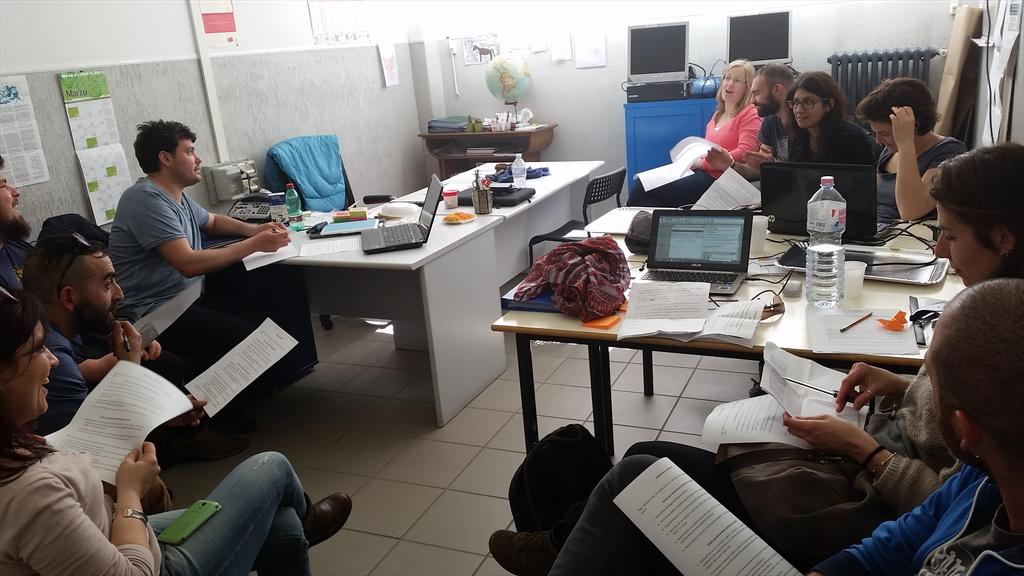OutdoorsRoma's tweet photo. Educatori a confronto per preparare i gruppo di lavoro http://t.co/2YiuglbYLI