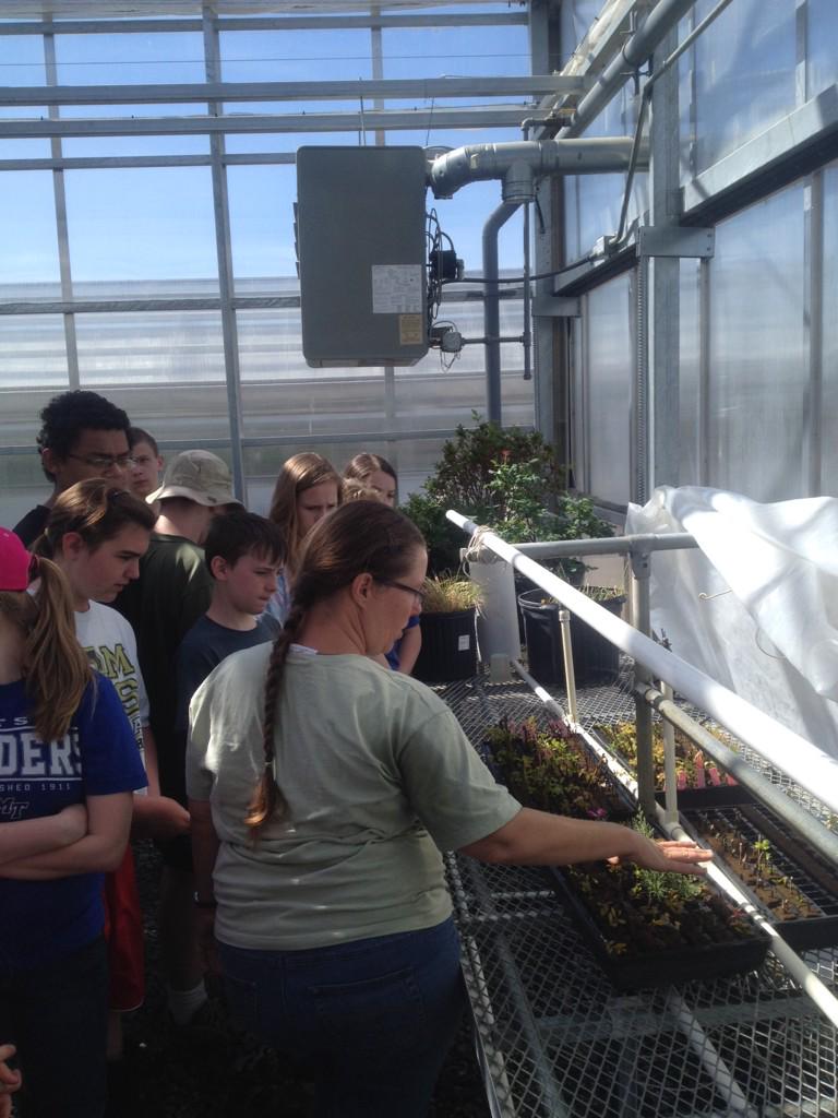 The4HMan's tweet photo. Were talking transplants and blueberries @TSU4H @RutherfordCo4H @msamy4h #ASDC15 http://t.co/wqpCPAeuqK