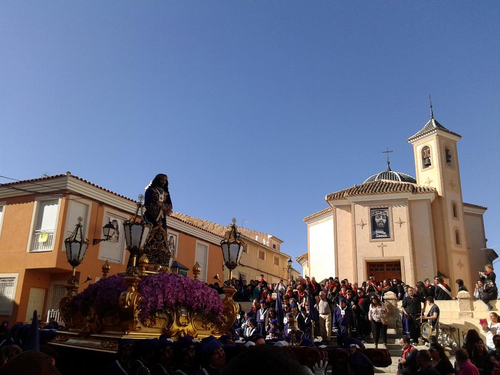 iCofradeHellin's tweet photo. El Cristo de Medinaceli ya está en la calle. http://t.co/NYq0WxBwEa