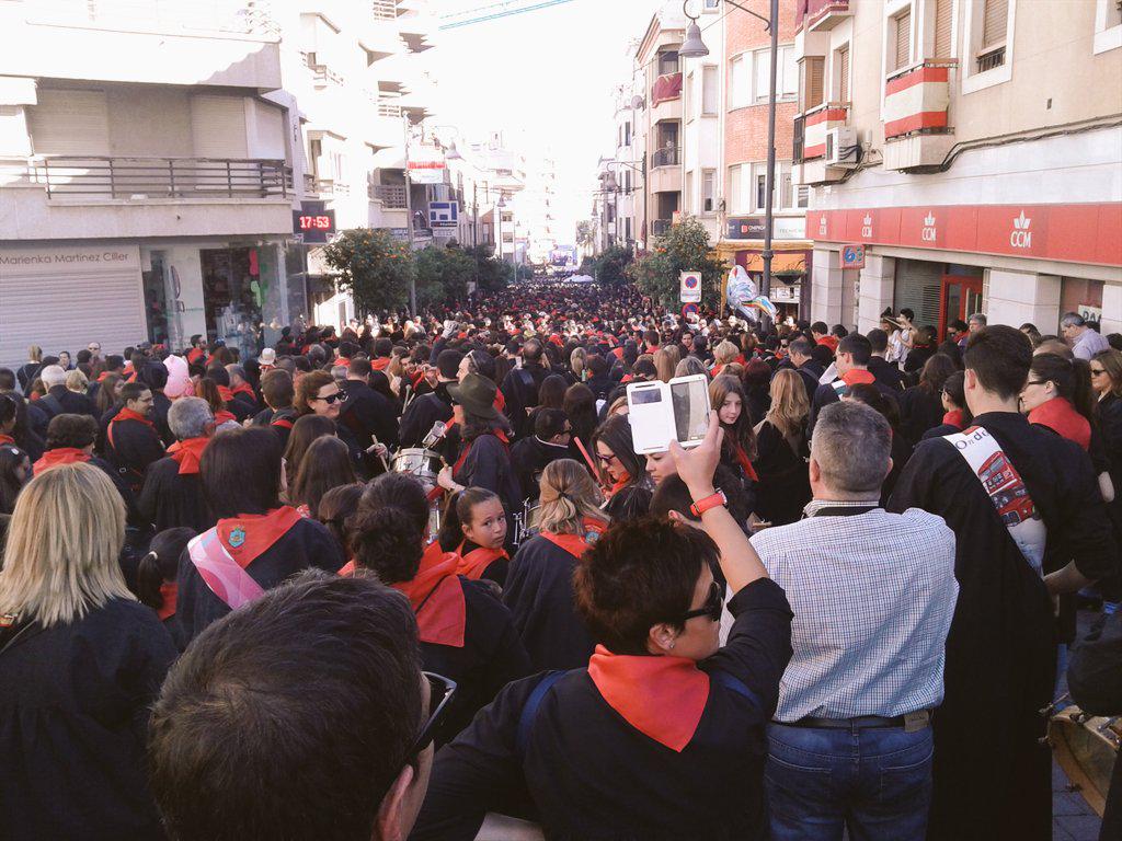Y mientras en la Calle El Sol...