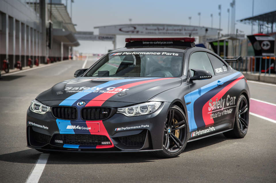 #MotoGP: BMW con el M4 Coupé, es el Safety Car para la temporada 2015 ►goo.gl/bTTKsC <a href="/BMWARGENTINASA/">BMW Argentina</a>