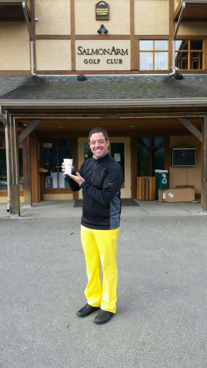 jessecrowecpga's tweet photo. 1st day back @SalmonArmGC friends @Starbucks put Golf season on the cup! #2015GO http://t.co/j5kAF1DYKf