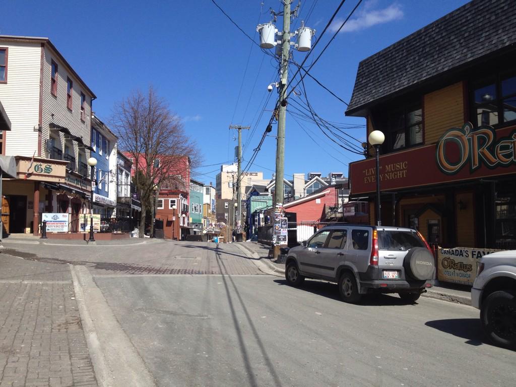 GeorgeStLive's tweet photo. Beauty day on George Street! #happyhour #latelunch #earlydinner @DowntownStJohns @DestinationSJ http://t.co/P7STJnnOpm