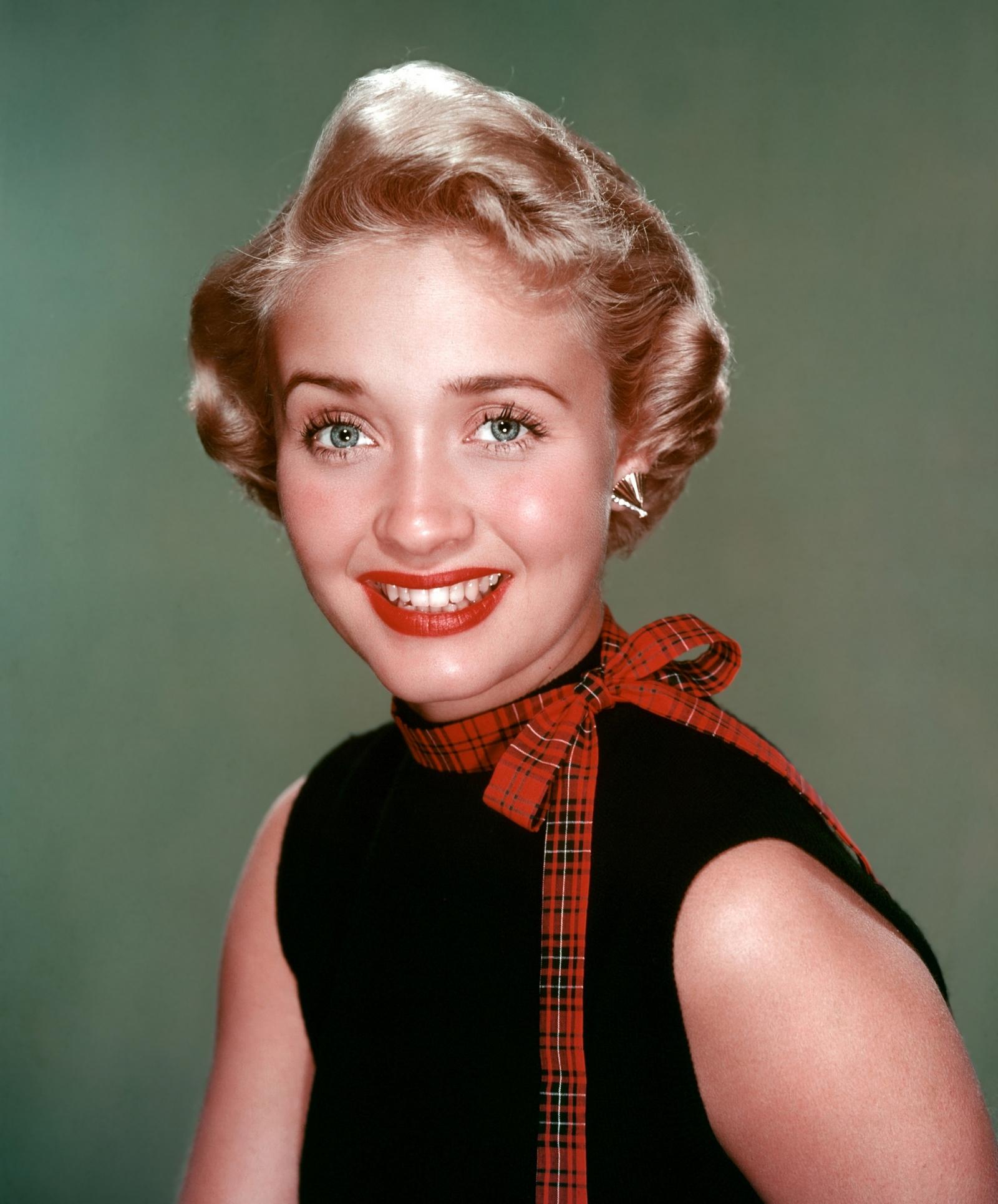 Happy Birthday to Jane Powell & Debbie Reynolds!  Born 1929 & 1932. 