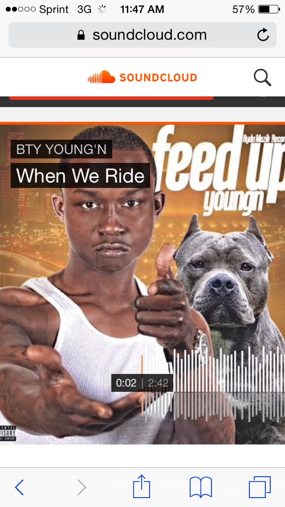 Dee7Deeee7's tweet photo. I bet all yu mf die, wen I ride on my enemies💥🔫😈 http://t.co/LK2lP9VZMV