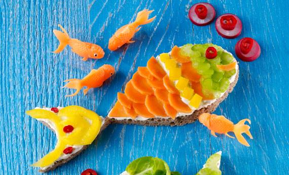 Oggi si mangia #pesce!
Ovviamente in versione dolce con pane e frutta!
Buon #pescedaprile