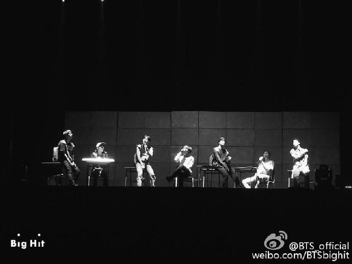 itsanneart's tweet photo. Last Week #BTSBEGIN their Concert in CHINA
BTS LAST Update on WEIBO ACCOUNT
방탄소년단 업데이트 웨이 보 계정
#BTS #방탄소년단 #防弹少年团 http://t.co/7r4XlVkJn4