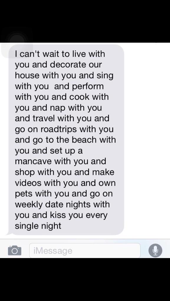 BombTexts's tweet image. Everyone has goals