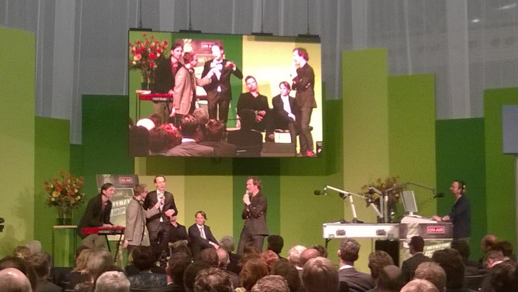 Innovatie en creativiteit worden gewaardeerd in de bouw! @SRoosegaarde in de top 3 van #duurzametop50! @GreenTieGala