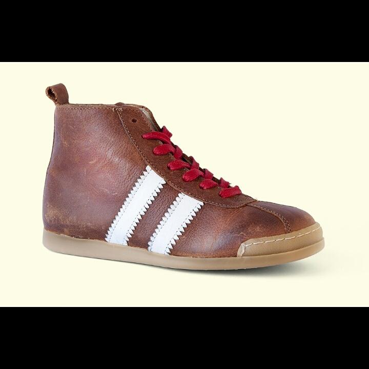 De laatste leren sneakers in cognac!
devries1972.com/winkel/57/snea…