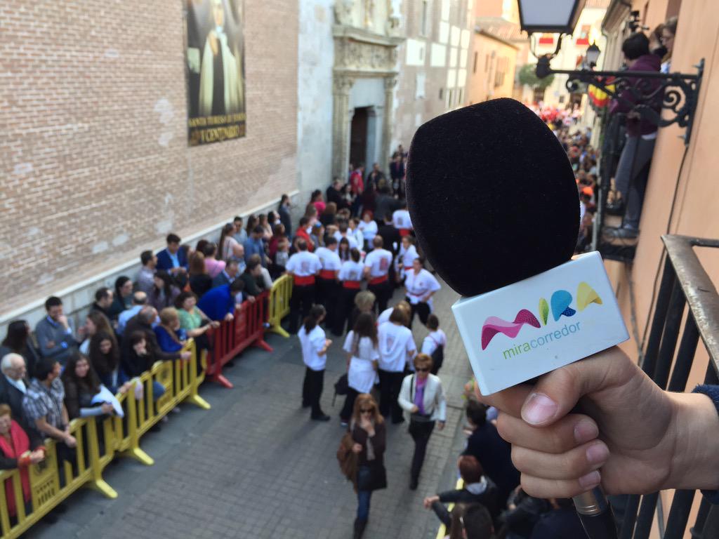 Desde c/imagen #SemanaSantaAlcala y este #MiercolesSanto con la H. de la Columna en @MiracorredorTv #MiraLaPasion15