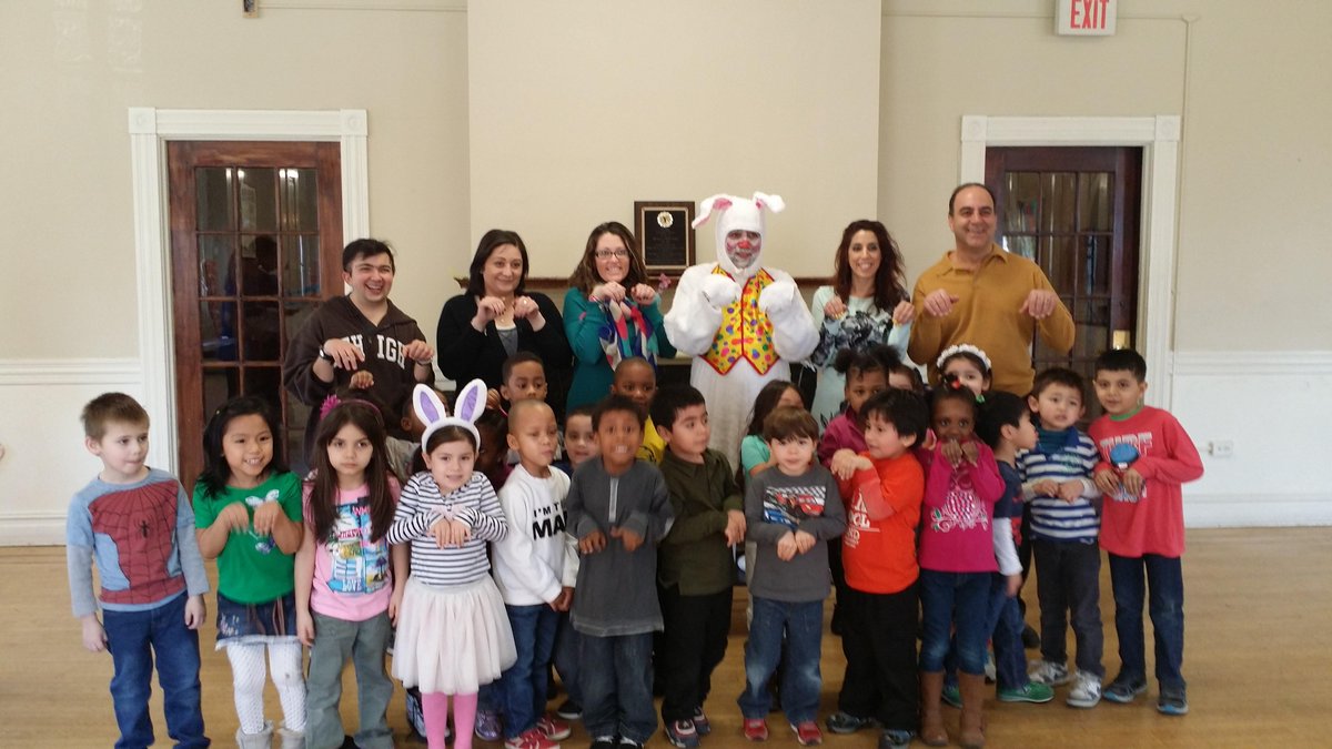 GivingTuesdayNJ's tweet image. Thank you to Hallak Cleaners for sponsoring the Childcare Easter Party! facebook.com/ymcagbc