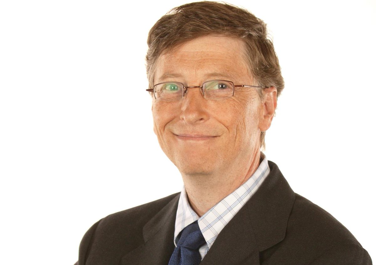 Pujalias's tweet image. #BillGates desarrolla un asistente personal para Microsoft aunque sus funciones se limitan ser un asesor tecnológico