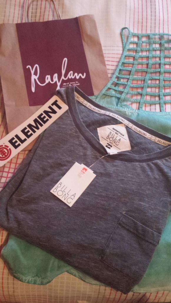 MolloyJay's tweet photo. Once again kitted out by the crew at @RaglanDublin 😀 #rvca #billabong #newthreads http://t.co/yMdRrz4v7n