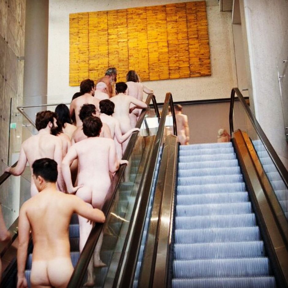 AuNewsNet's tweet photo. Naked art lovers take over the National Gallery of Australia. Find out why: http://t.co/QFnc2hd3O9 http://t.co/aoPWS2sRF2