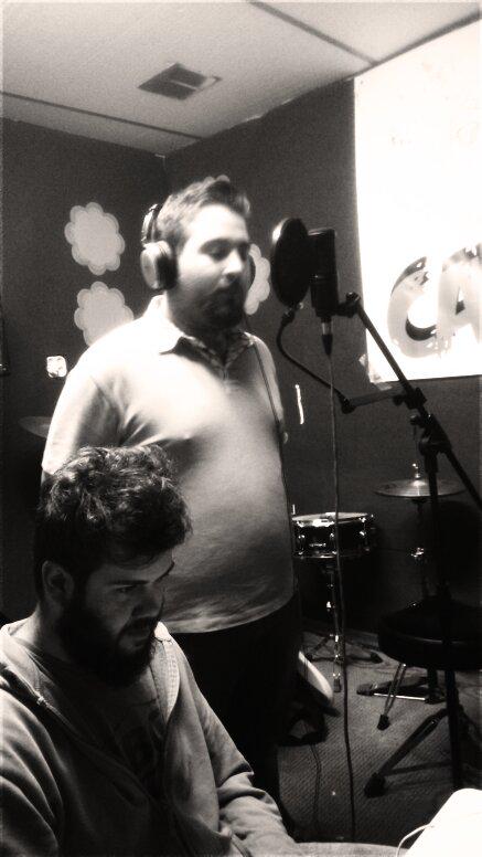 Num_Rojos's tweet photo. Y no nos olvidemos de la voz de nuestro sabina!! http://t.co/scd49Mxdo0