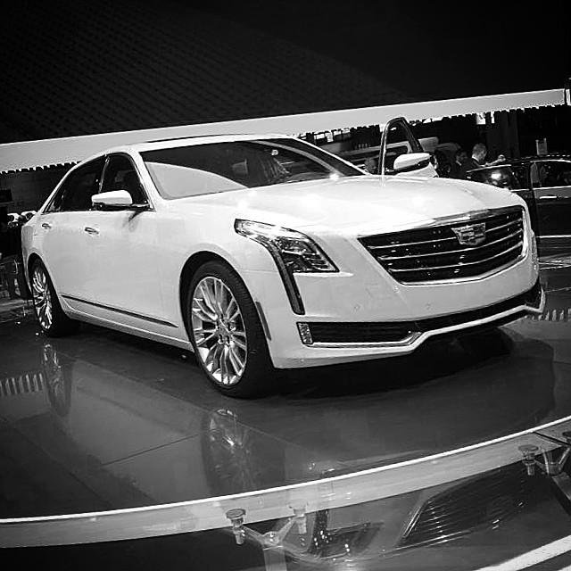gulfcars's tweet photo. Bit of a looker from Cadillac #Cadillac #CT6 #NYAuto http://t.co/7i5TLLJJkc http://t.co/2rPLhRtL6k
