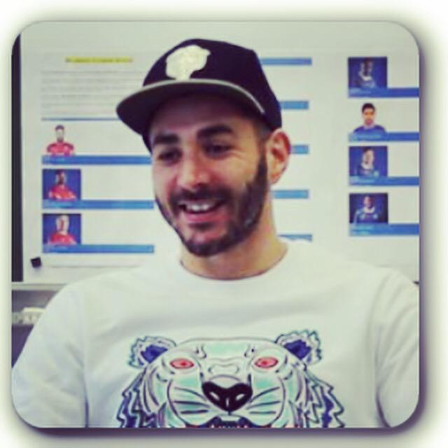 MrsElena_M's tweet photo. #KarimStyle #Benzema #BenzemaPerfectPlayer #KB #KB10 #KB9 @Benzema 😍😍😍😍😍😍 http://t.co/wkmYF90Vmu