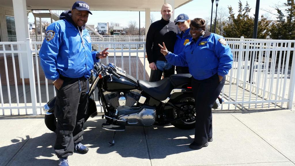 NYPD113Pct's tweet photo. C-A at Starbucks 2 plan NYPD Explorer day 4 summer 2015 ThankU @Starbucks #SouthJam/HBeach #AwesomeStaff&amp;AwesomePpl. http://t.co/hgrUTgFo1y