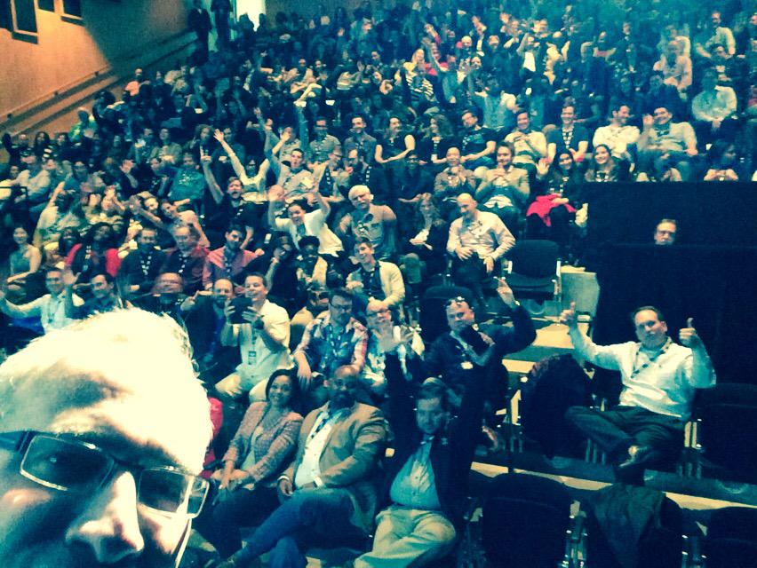 ComcastILLINOIS's tweet photo. Beheaded myself in selfy with the crowd at #hbonight preview of #GameOfThrones http://t.co/bbSDkBmwHg