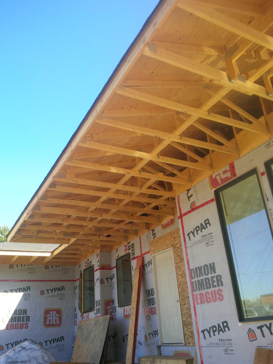 CBGBuilds's tweet photo. 12' overhang with no posts...it's all in the math. http://t.co/RbOrIGHfJA