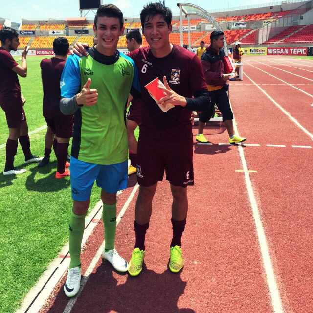 El fútbol hace que nunca te olvides de Todos tus amigos 👍👌