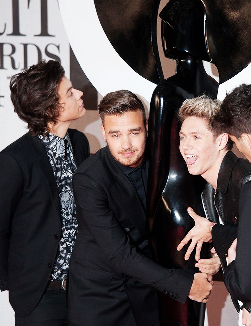 1dZiamsshmiles's tweet image. I wish I looked this good when I'm drunk....#brits2014 #liam
