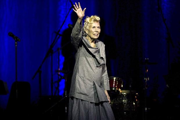 thetimes's tweet photo. Joni Mitchell in hospital after blackout http://t.co/ztr8hTQ1SI http://t.co/o4HHy1Fq3V