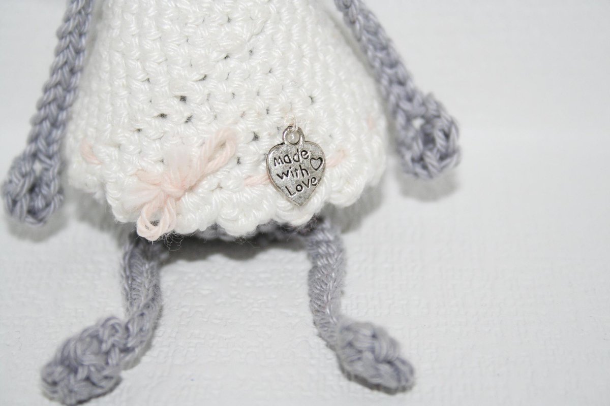 Pita the Mouse is available in my Etsy-shop for only €12,95. Order yours here: etsy.me/1GMtpDG 💞☺ #etsy