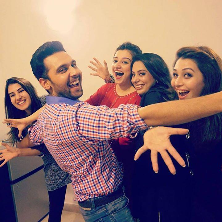 PakistanFemale's tweet photo. Abdullah Sultan. Nabeeha Ejaz .absa komal(Geo news) .samia liaqat(dawn news) Zara ansari(ary news) http://t.co/UQbLs6fwRC