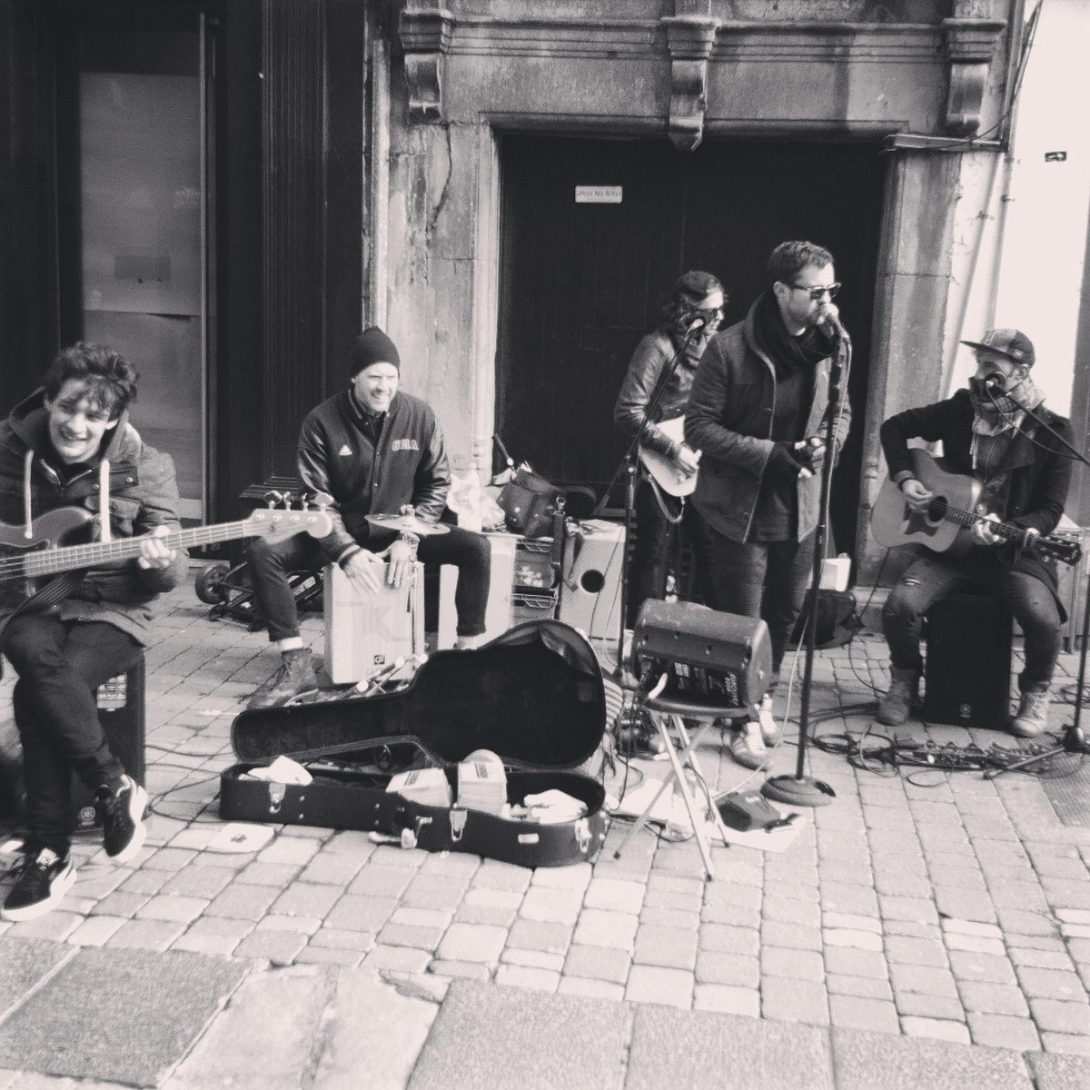 ZoeBlunt's tweet photo. @Keywestofficial Amazing show on Sunday 29.03 in Galway ! Looking forward to seeing you again ;) http://t.co/7xKMt9vX5C