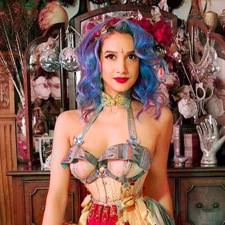 momtazbh's tweet photo. WOW!!!!! The new profile pic by @SukkiSingapora is STUNNING! STUNNING! I tell ya! #hairenvy #backgroundenvy #justenvy http://t.co/WaB89gXqzn