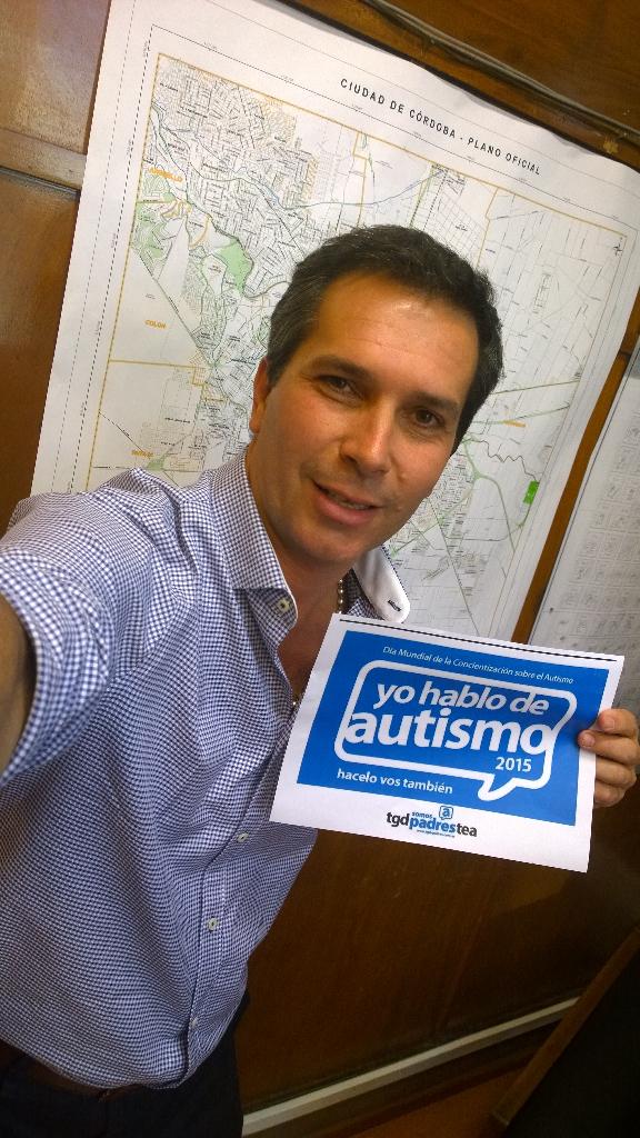 cossarmarcelo's tweet photo. Yo me sumo a #HablemosDeAutismo con @Teacordoba http://t.co/cQtJ3OYQWO