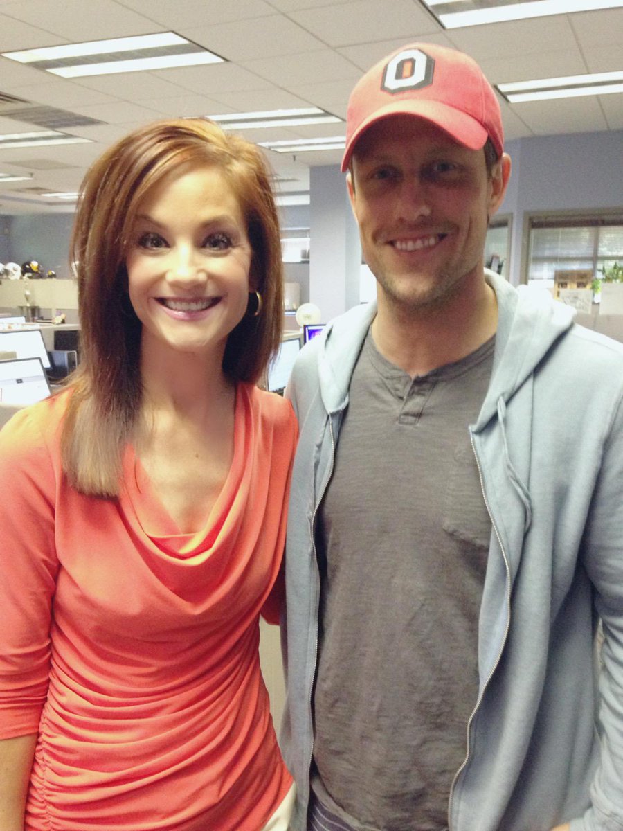 Eric Egan on Twitter: "THE Victoria Hansen! RT"@VHansenABCNews4: Eric Egan in the house! @EricEganTV @WKRN @ABCNews4 http://t.co/9cO9Hne7ZM”"