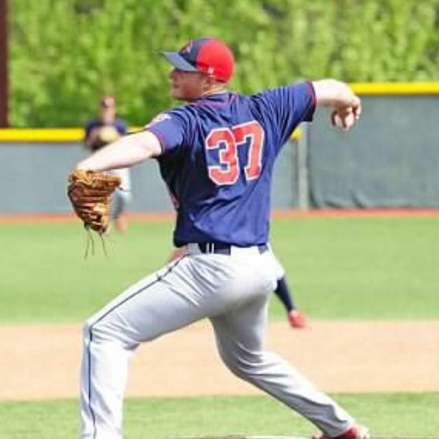 SVSUGAMEDAY's tweet photo. SVSU Baseball Home Games this weekend. Friday at 1 and 4. Saturday at 12 and 3 http://t.co/s4Ysmecfoj