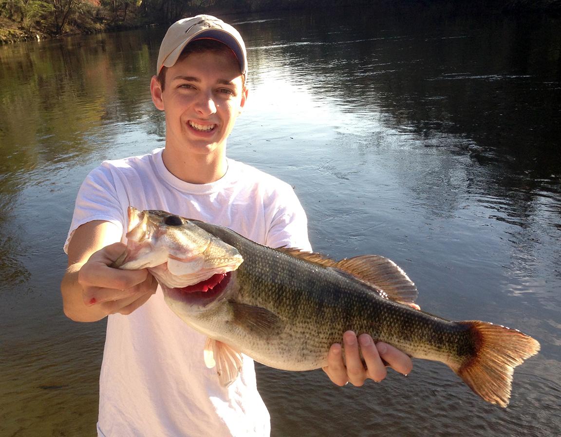 FloridaBassMag's tweet photo. Florida Shoal Bass Record Broken, Twice! - Full story: http://t.co/YSjVfEOGlC http://t.co/C02fmK2noR