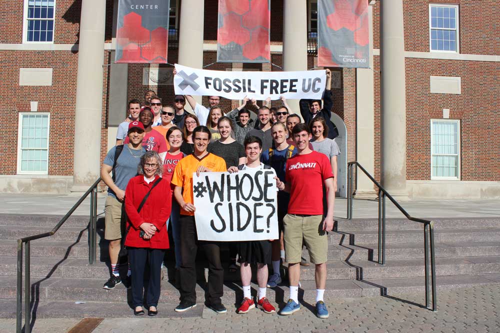 FossilFree_UC's tweet photo. Time to turn up the heat this spring! #WHOSESIDE #FOSSILFREEUC http://t.co/AzaHj4gEEn