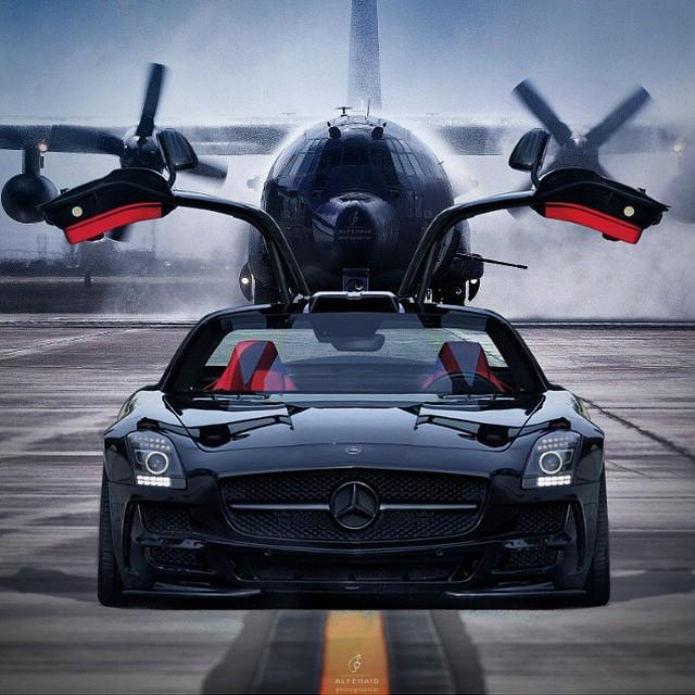 LUXURYPlCTURES's tweet photo. Wings up. http://t.co/HLaMpOTppI