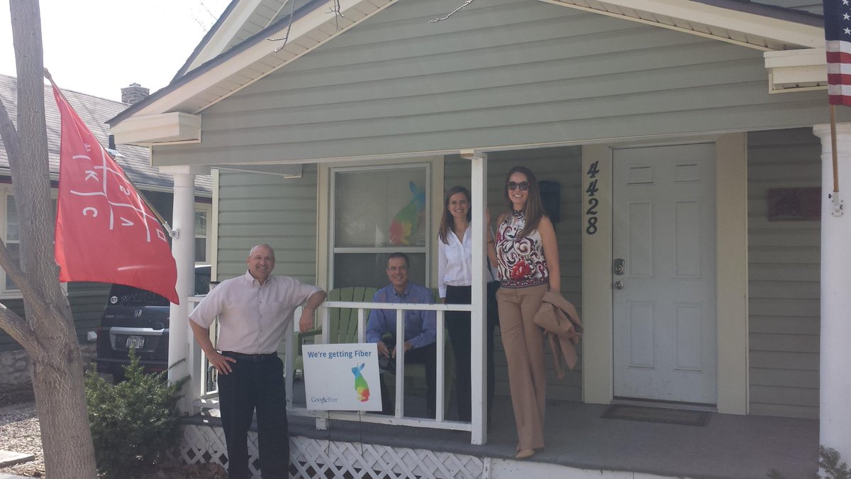 Stoked to have Kelly Carnago &amp; Dennis Kish of <a href="/googlefiber/">GFiber</a> &amp; Craig Barratt of <a href="/google/">Google</a> visit the village today. #chyea