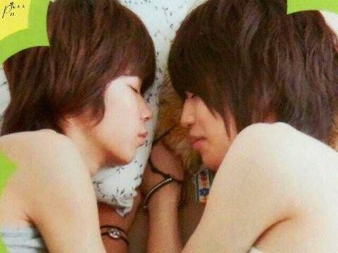 __iwahashi's tweet photo. 愛瑠、寝てるの？
寂しい … 起きて ~ ！ http://t.co/LSTEkCWG0I